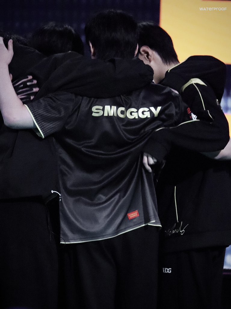 WaTerProofff_'s tweet image. 20260331 
𝐇𝐚𝐩𝐩𝐲 𝐀𝐩𝐫𝐢𝐥 𝐅𝐨𝐨𝐥'𝐬 𝐃𝐚𝐲 

#Smoggy #AprilFoolsDay