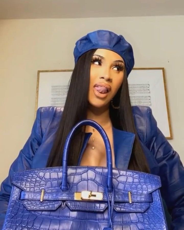 마리나 tweet media