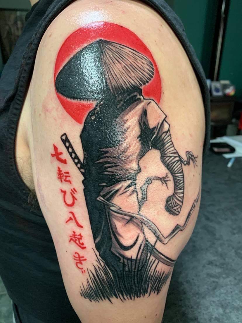 Coach_B_Fitness's tweet photo. @AiPinfu2003 Please roast me if I got something silly written on my arm. https://t.co/zysaPvq1pR