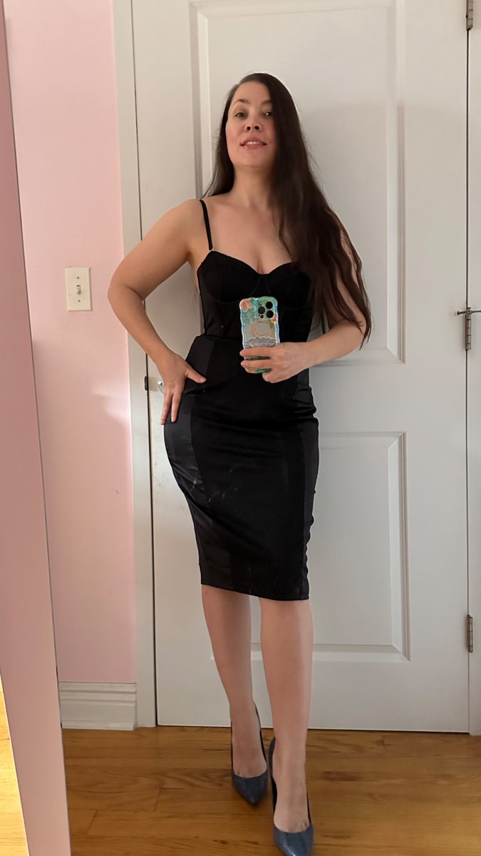 Storelelulu tweet media