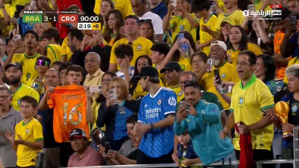 الهدف الثالث. استمتع بسحر الكرة البرازيلية. البرازيل كرواتيا | أبوظبي الرياضية 1 