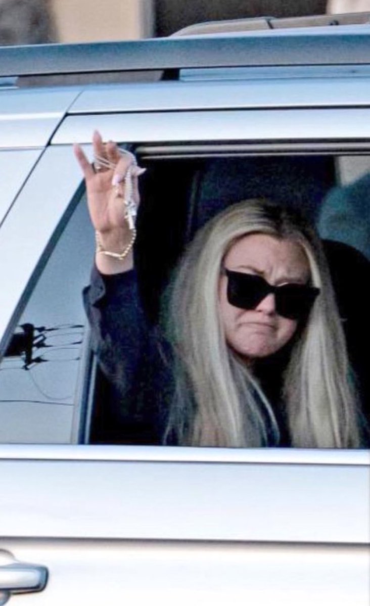 GoldenAge tweet media