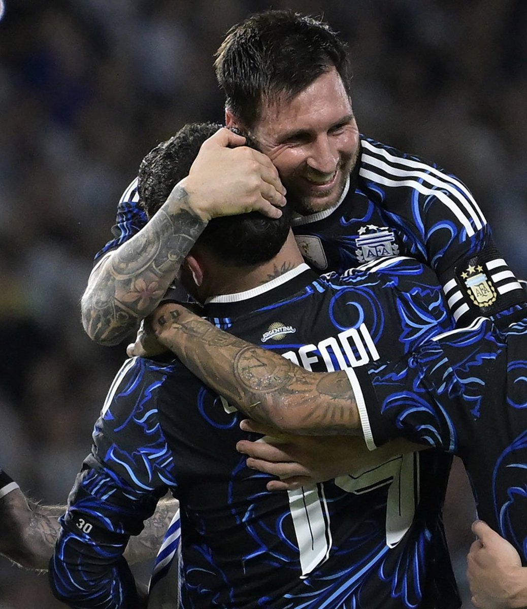 LM10 Brasil tweet media