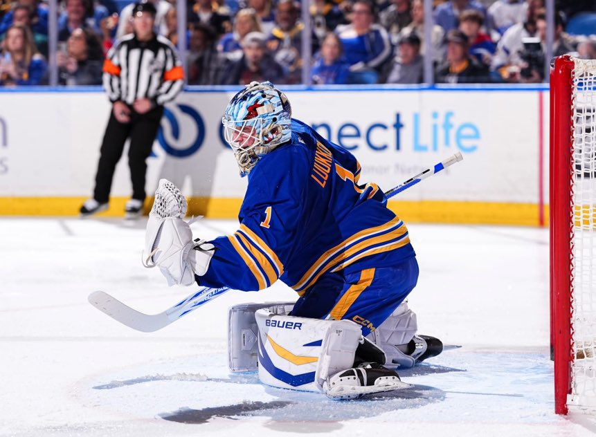 Carson Hayek tweet media