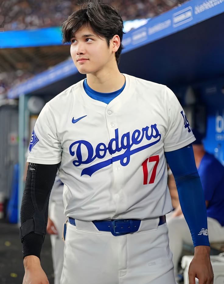 Kenalin, Shohei Ohtani: Atlet yang Bikin Karakter Anime Kelihatan Cupu ⚾️🇯🇵

[a thread]
