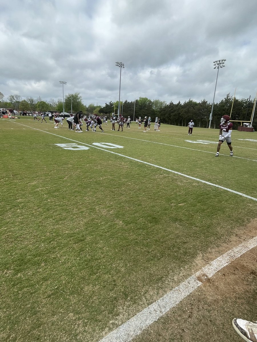 JoustonF's tweet photo. Had a great day at MSU Thanks for having me🙏@CoachDLindsey @HailStateFB @CoachGibson5 @Jwarfield35 @FrStewart50 @Coach_Drew1 #MonsterTech #1400 https://t.co/i3I8b5H02r