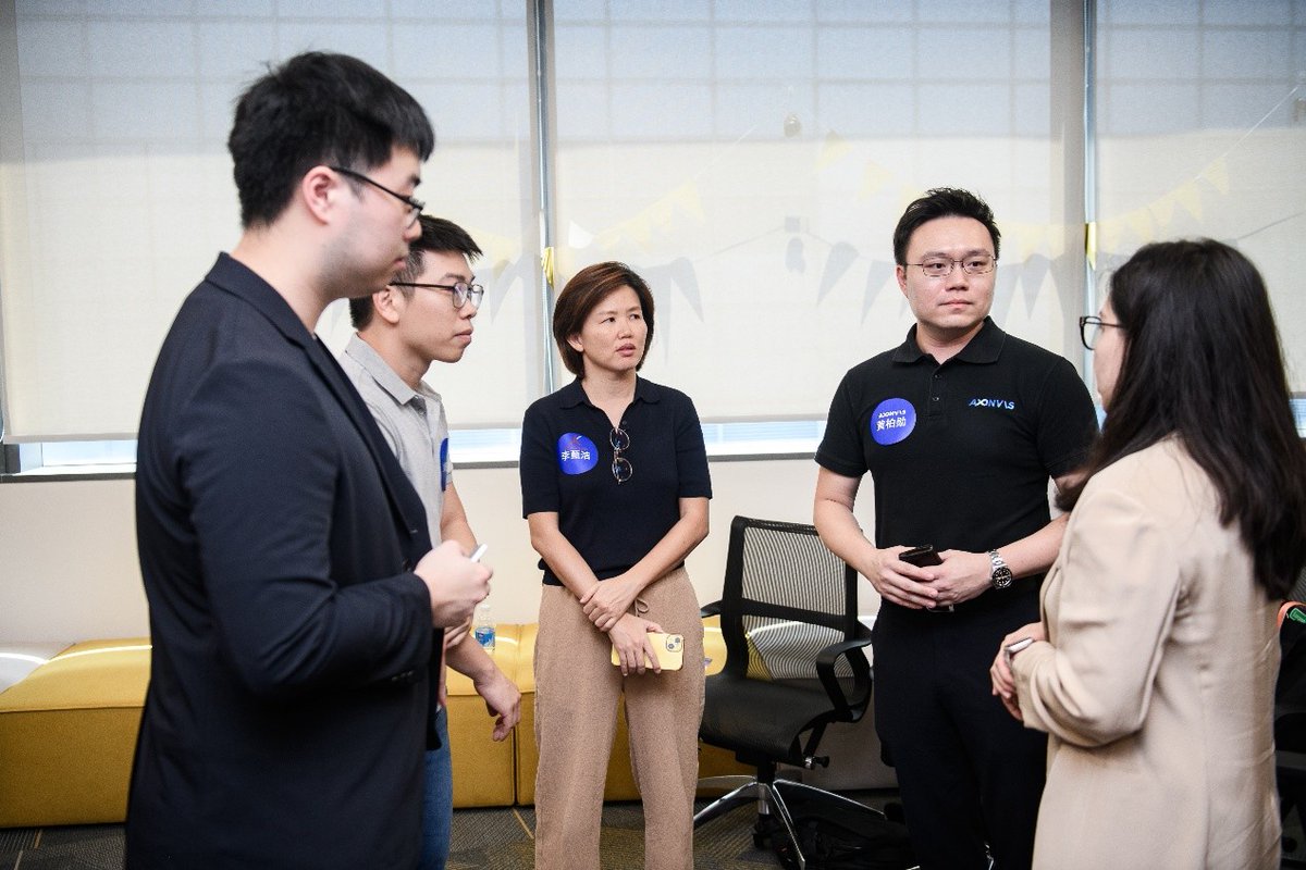 Transfong tweet media