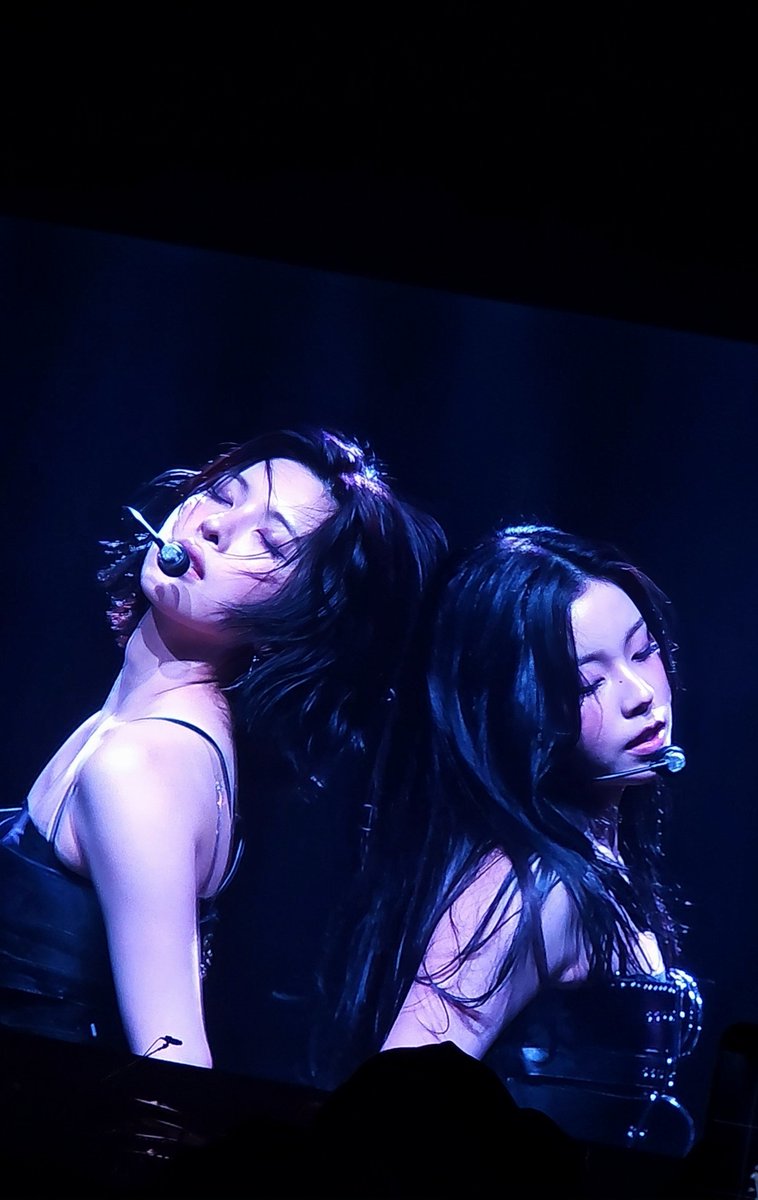 it's crazy.....
#NMIXX
#BAE #KYUJIN
