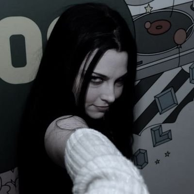 camis ⚢ tweet media