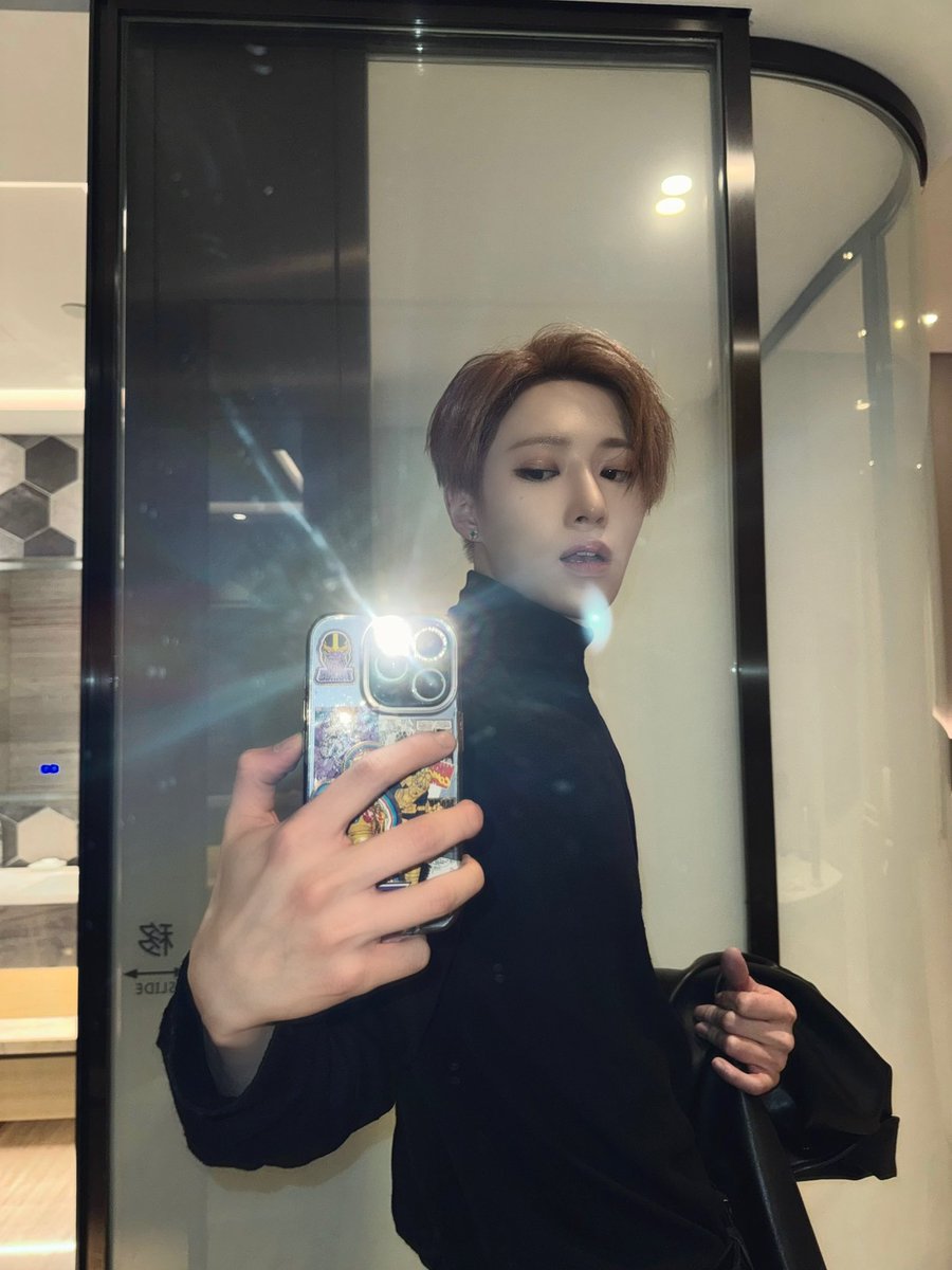 jiahaoundercut tweet media