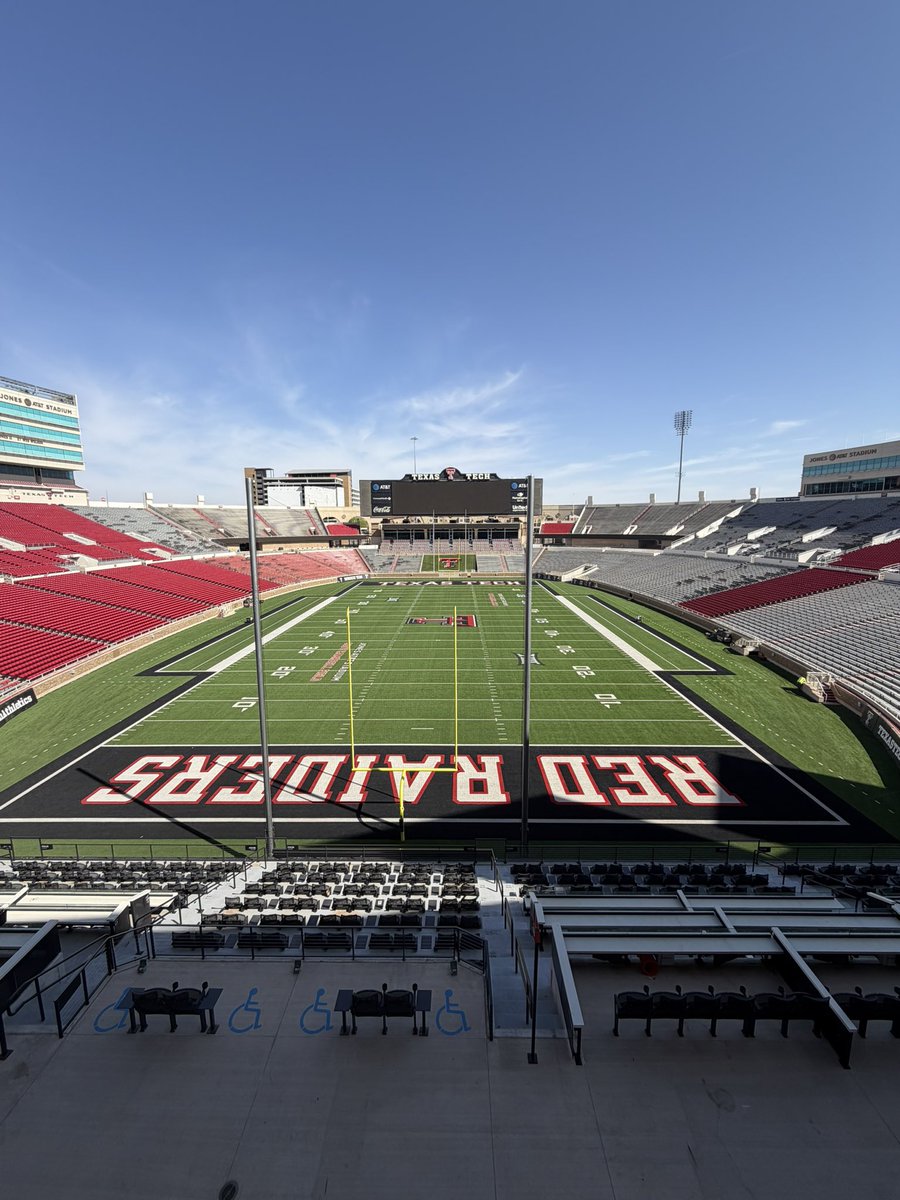 Barrett Bray tweet media