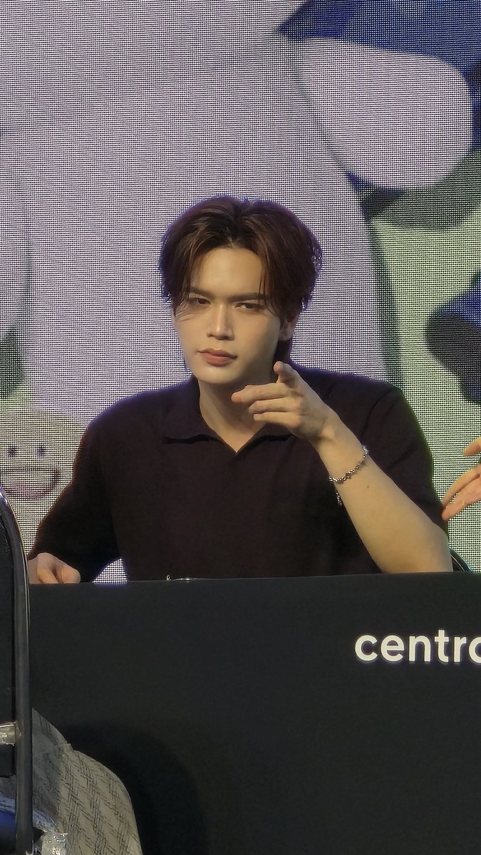 Dani 🐺 (ダニ / 다니 / ดานี) tweet media