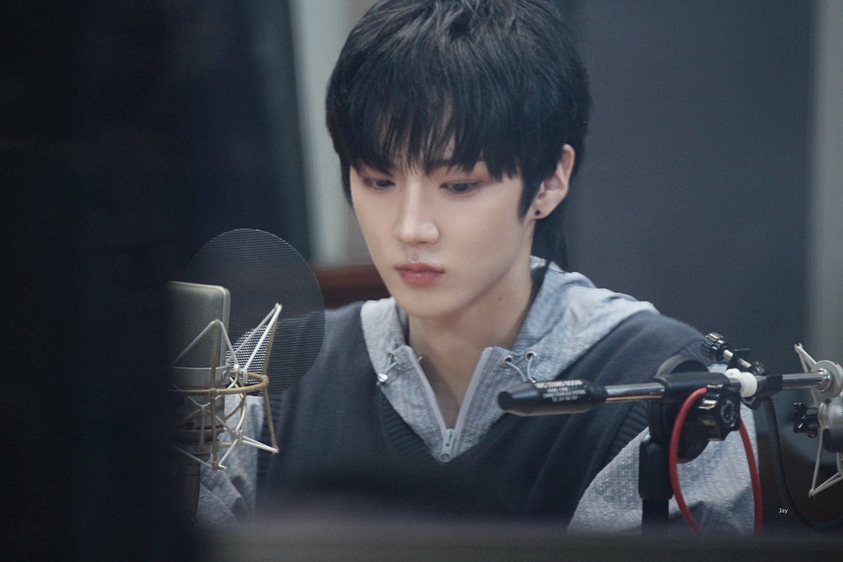 250922 아이돌 라디오

#만우절 #AprilFoolsDay
#AxMxP #에이엠피 #하유준