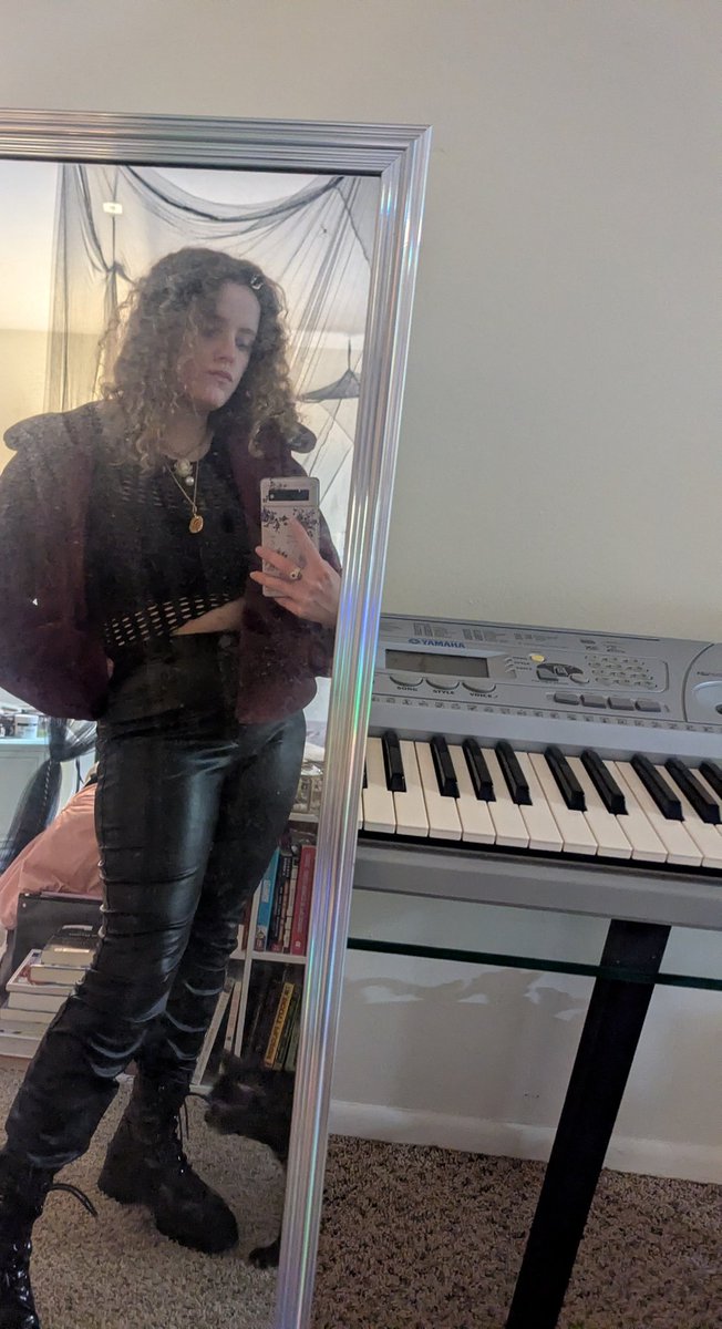 𝓛𝓮𝓲𝓵𝓪𝓷𝓲 ༝༚ tweet media