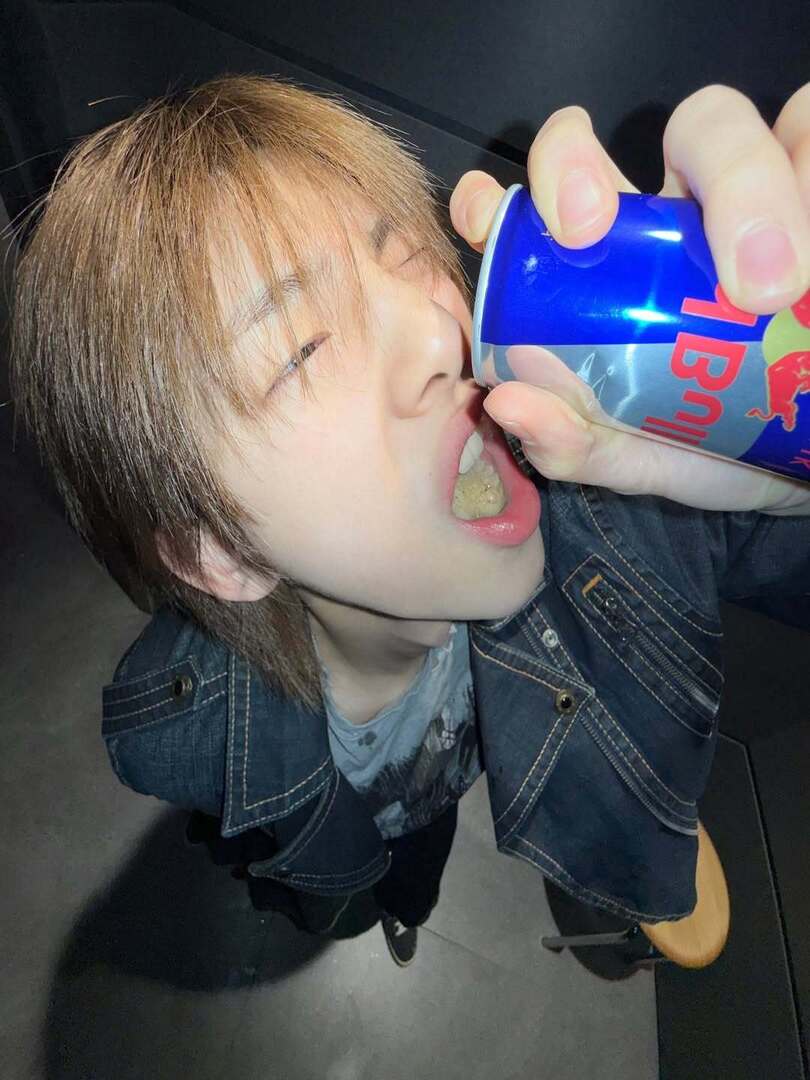 selfolssi ♤ tweet media