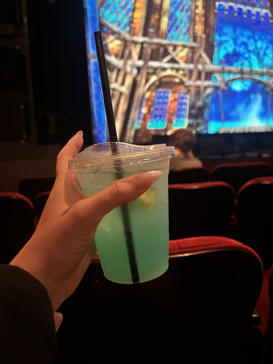 ally 𐙚 tweet media