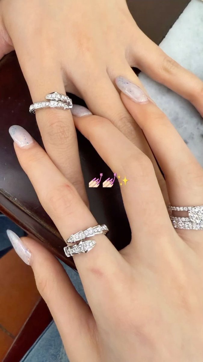 ลาพักร้อนSKKS tweet media