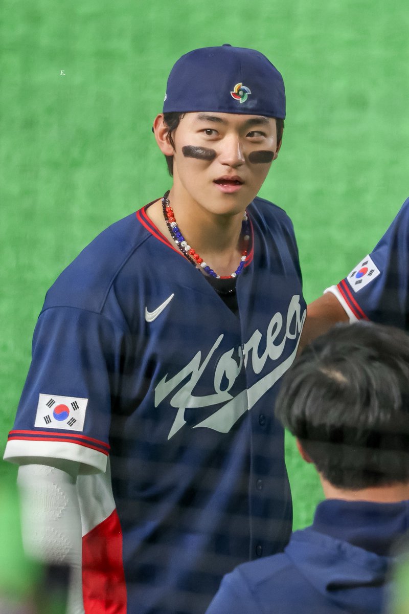 에버 🦦 tweet media