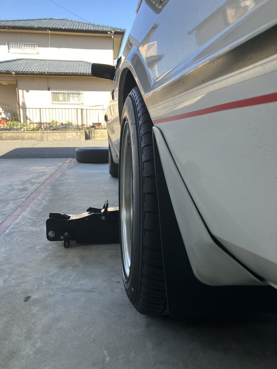 Starion_Turbo's tweet photo. フラットサイドに8J±0、225
爪当たるんかな？
教えてエロい人 https://t.co/a8d7rxZZ3V