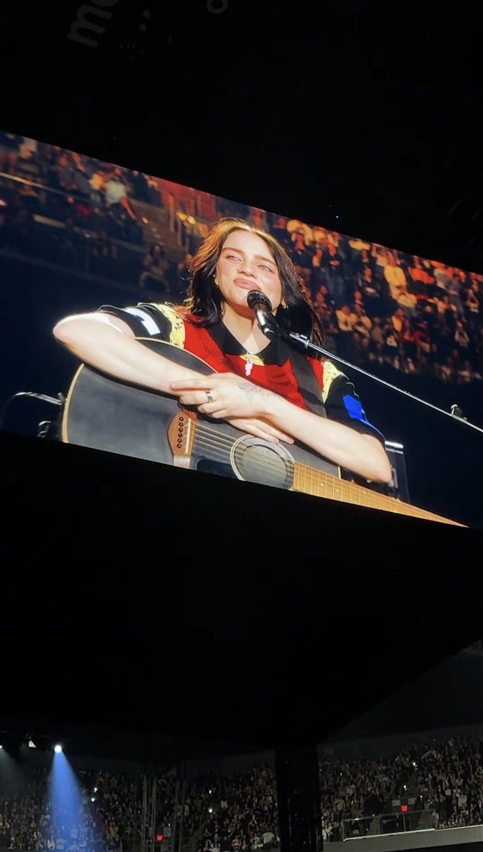 mari ｡𖦹° tweet media