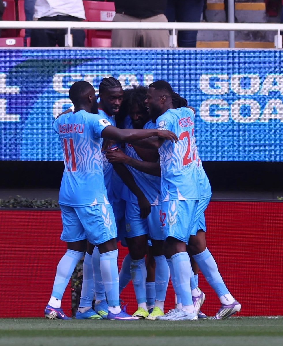 🔵 Les 10 pays africains qualifiés pour la Coupe du Monde 2026 :

▪️Afrique du Sud 🇿🇦
▪️Algérie 🇩🇿
▪️Cap-Vert 🇨🇻
▪️Côte d’Ivoire 🇨🇮
▪️Égypte 🇪🇬
▪️Ghana 🇬🇭
▪️Maroc 🇲🇦
▪️Tunisie 🇹🇳
▪️Sénégal 🇸🇳
▪️RD Congo 🇨🇩