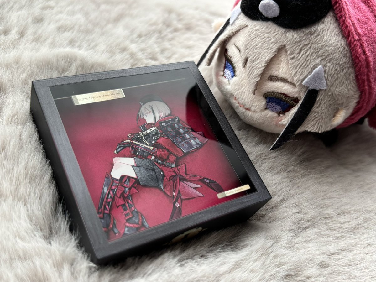 みつあし🍙🔴5/5東１こ31a tweet media