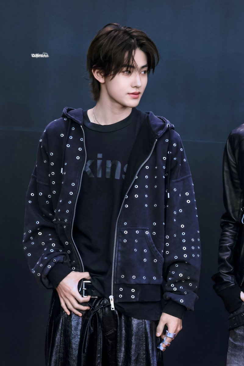 𝐂𝐨𝐥𝐥𝐢𝐧𝐬 tweet media