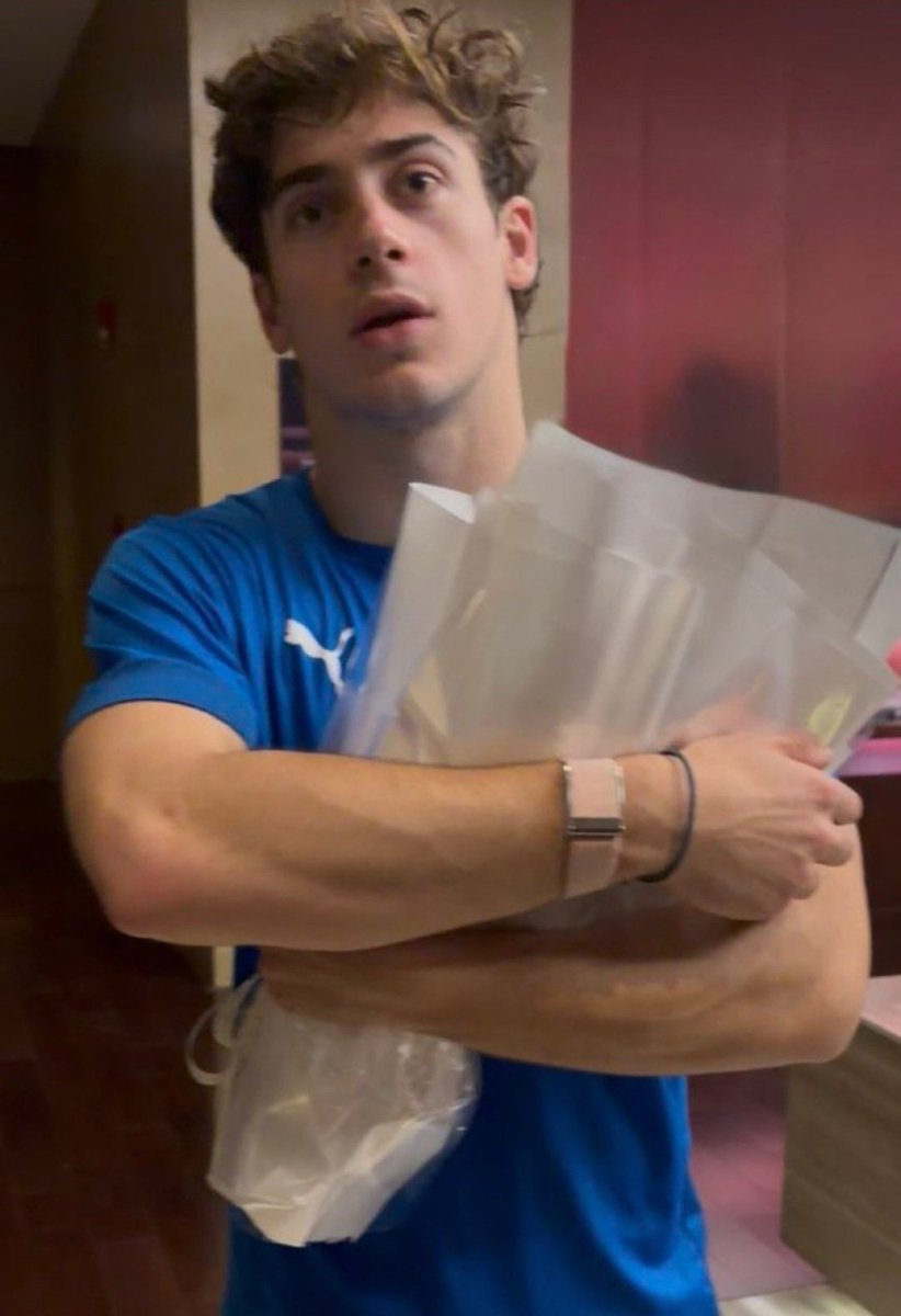 bastard (lov +110) tweet media