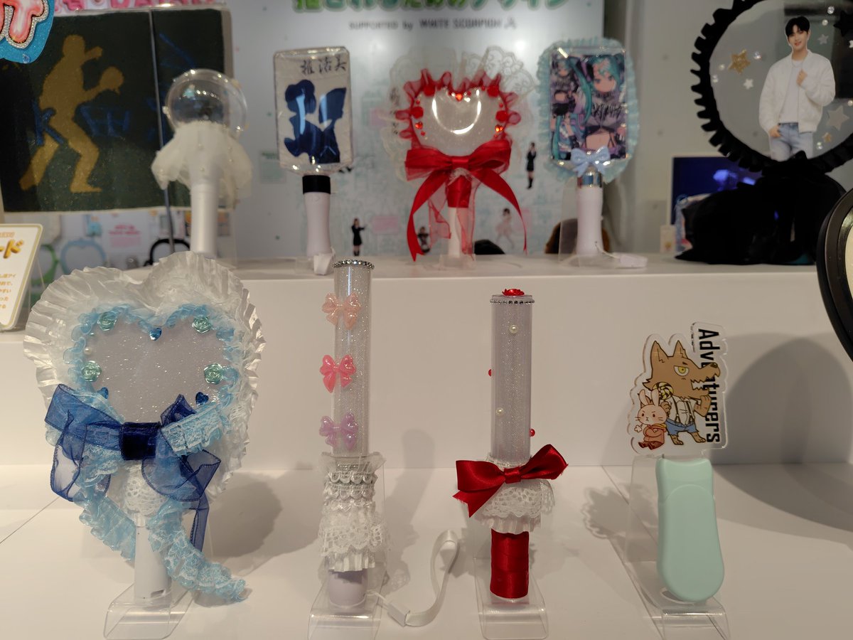 ウラティ tweet media