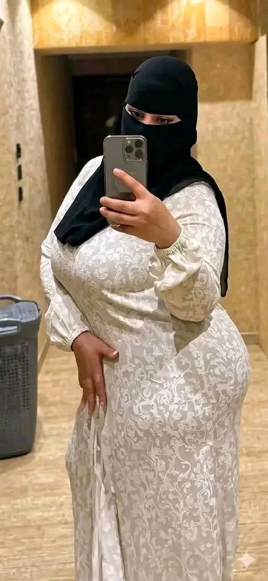 منى منصور tweet media