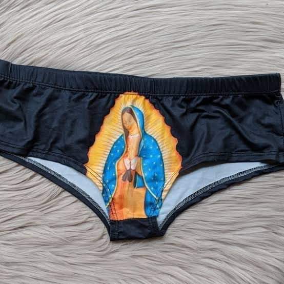 منى منصور tweet media