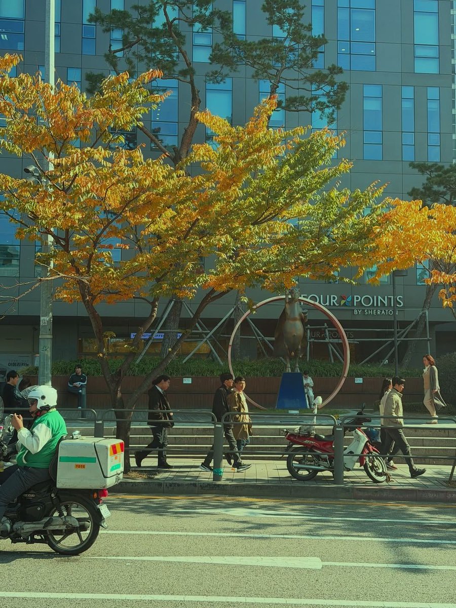 原来幸福可以如此简单：只需一份能唤醒味蕾的炸猪排便足矣。