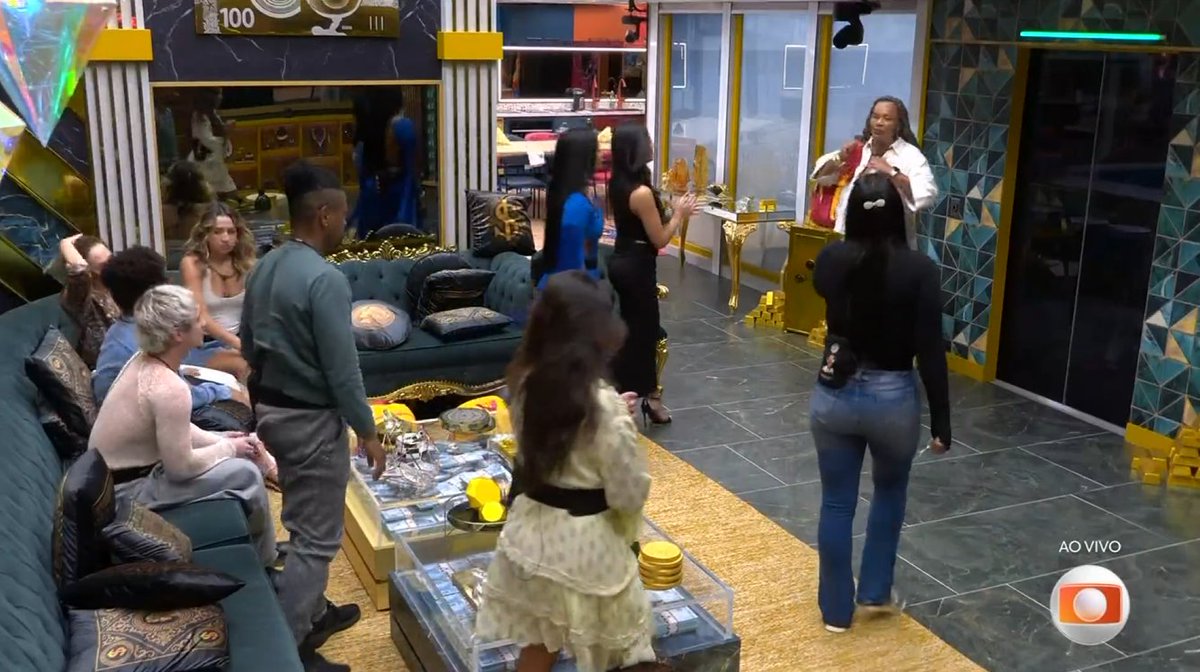 Central Reality tweet media