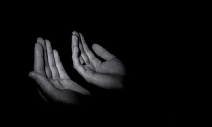 Ygmr_dmls_43_46's tweet image. Günün Duası
“Allah’ım, sana sığınıyorum; kalbimi daraltan her şeyden, ruhumu yoran her yükten ve beni senden uzaklaştıran her ne varsa hepsinden
Sana sığınıyorum.”
Âmin 🤲
Selam ve dua ile

#sabahulhayr
#namaz #huzur #islam 
#FilistinliEsirlerİdamEdiliyor