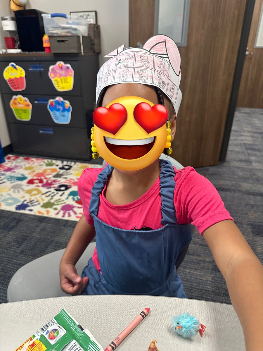 speechiewish's tweet photo. Hopping into our speech sound practice with some bunny fun! 🐰✨ My little Broncos turned into bunnies this week while targeting their speech sounds in words and sentences @BrosnahanES 
Thank you #TheTypeBSLP for our no prep bunny headbands! 🐰🐰 https://t.co/cCzGMWe6WL