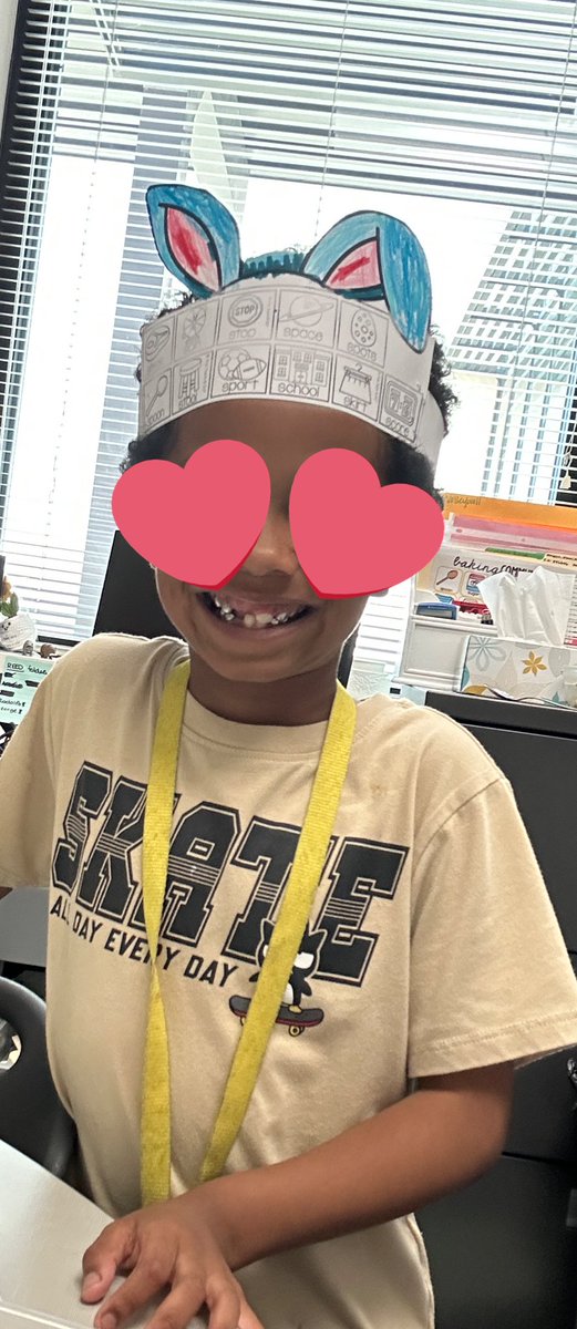 speechiewish's tweet photo. Hopping into our speech sound practice with some bunny fun! 🐰✨ My little Broncos turned into bunnies this week while targeting their speech sounds in words and sentences @BrosnahanES 
Thank you #TheTypeBSLP for our no prep bunny headbands! 🐰🐰 https://t.co/cCzGMWe6WL