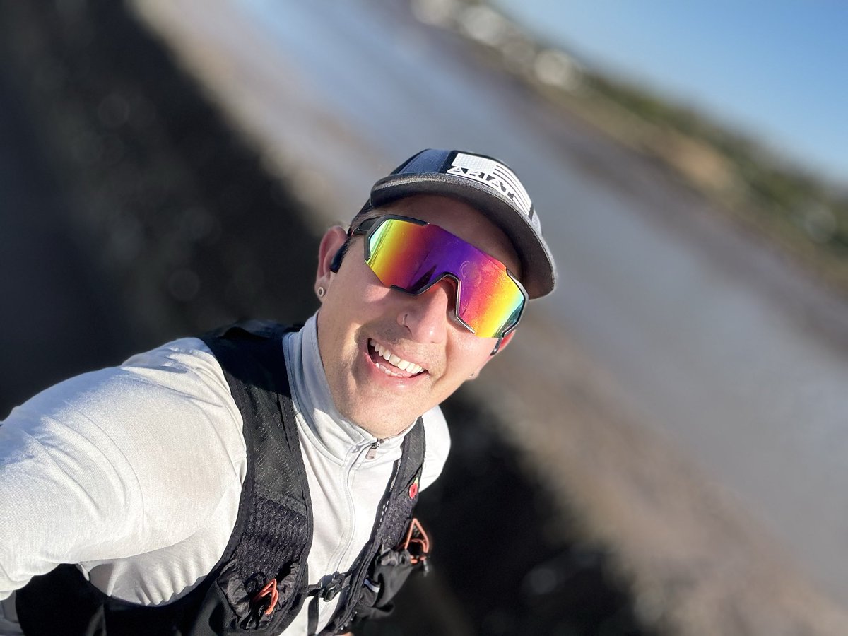 brad_cob's tweet image. Sunshine ☀️ makes all
The difference #running #gayrunner #fitness #strikeapose #sunnyrun #selfie