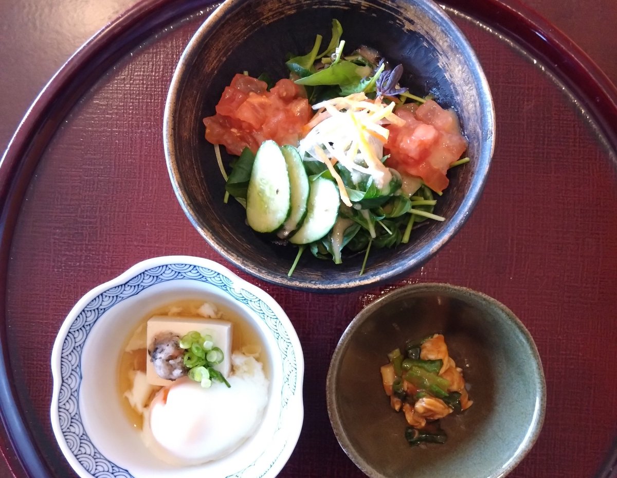 まめこ tweet media