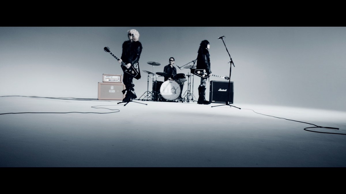 𝐋𝐮𝐜𝐲 tweet media