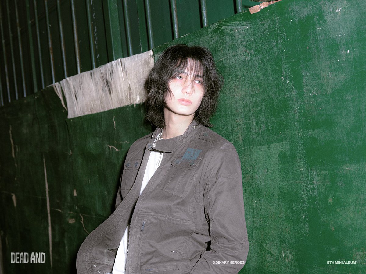 bee (moving from @taekaisan) tweet media