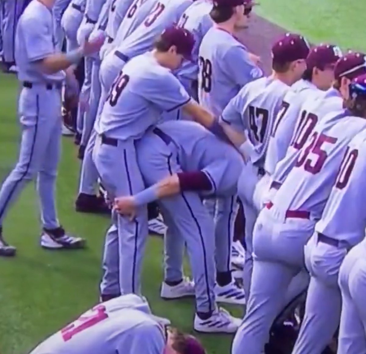 DaBaumSportCards tweet media