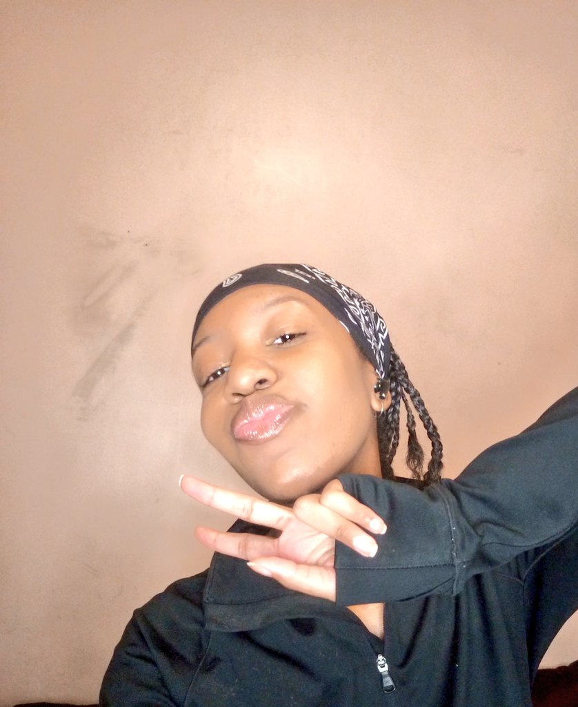 V𝖊𝖊 K𝖆𝖋𝖎 tweet media