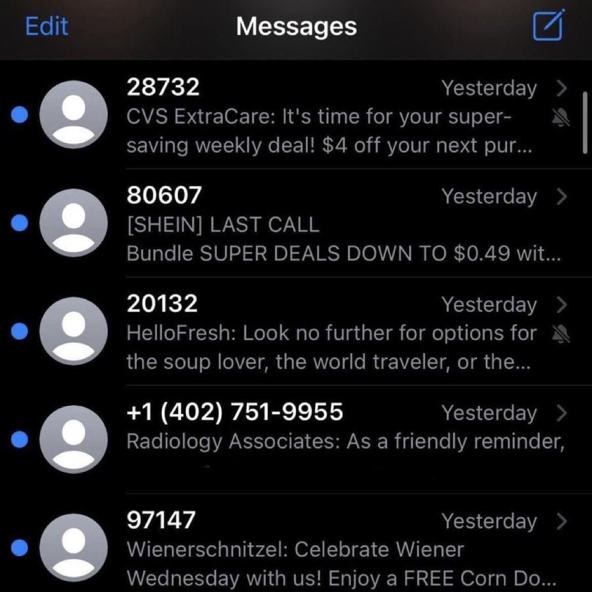 Marie🧚 tweet media