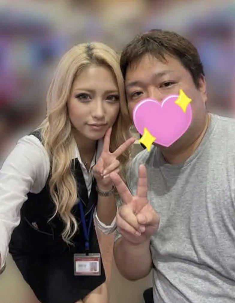 まなか tweet media