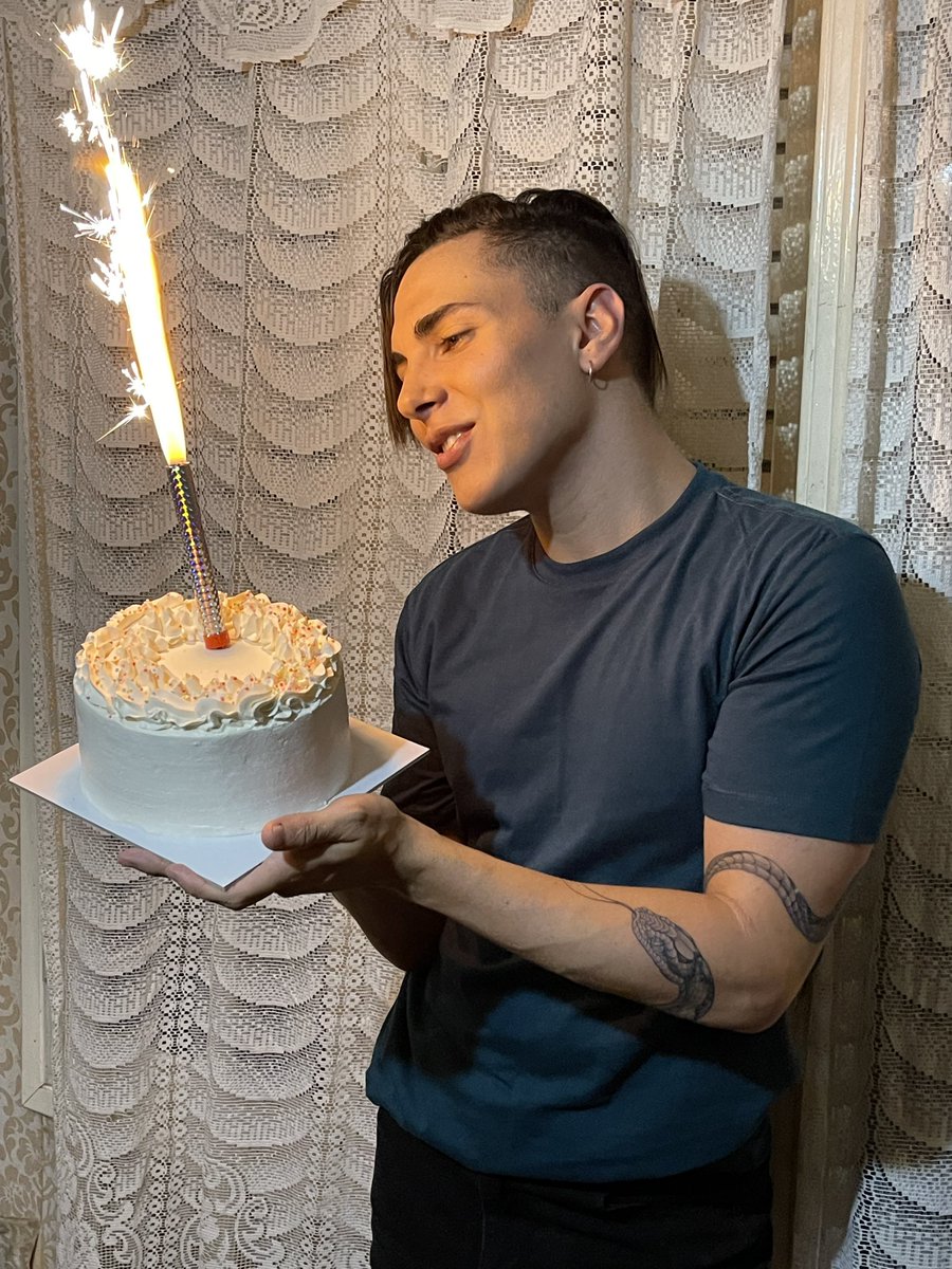 IvoPompolo's tweet photo. 🎂🚀  3️⃣1️⃣ https://t.co/AjNzlUPfM1