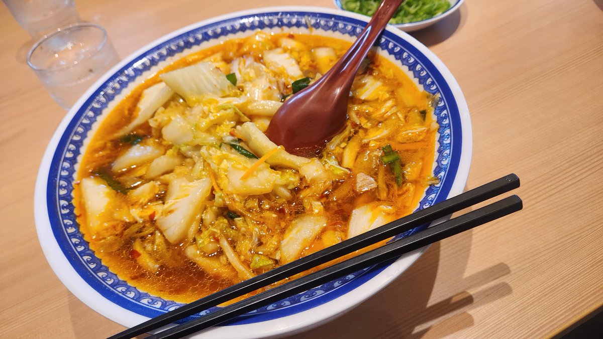 虚理!? tweet media