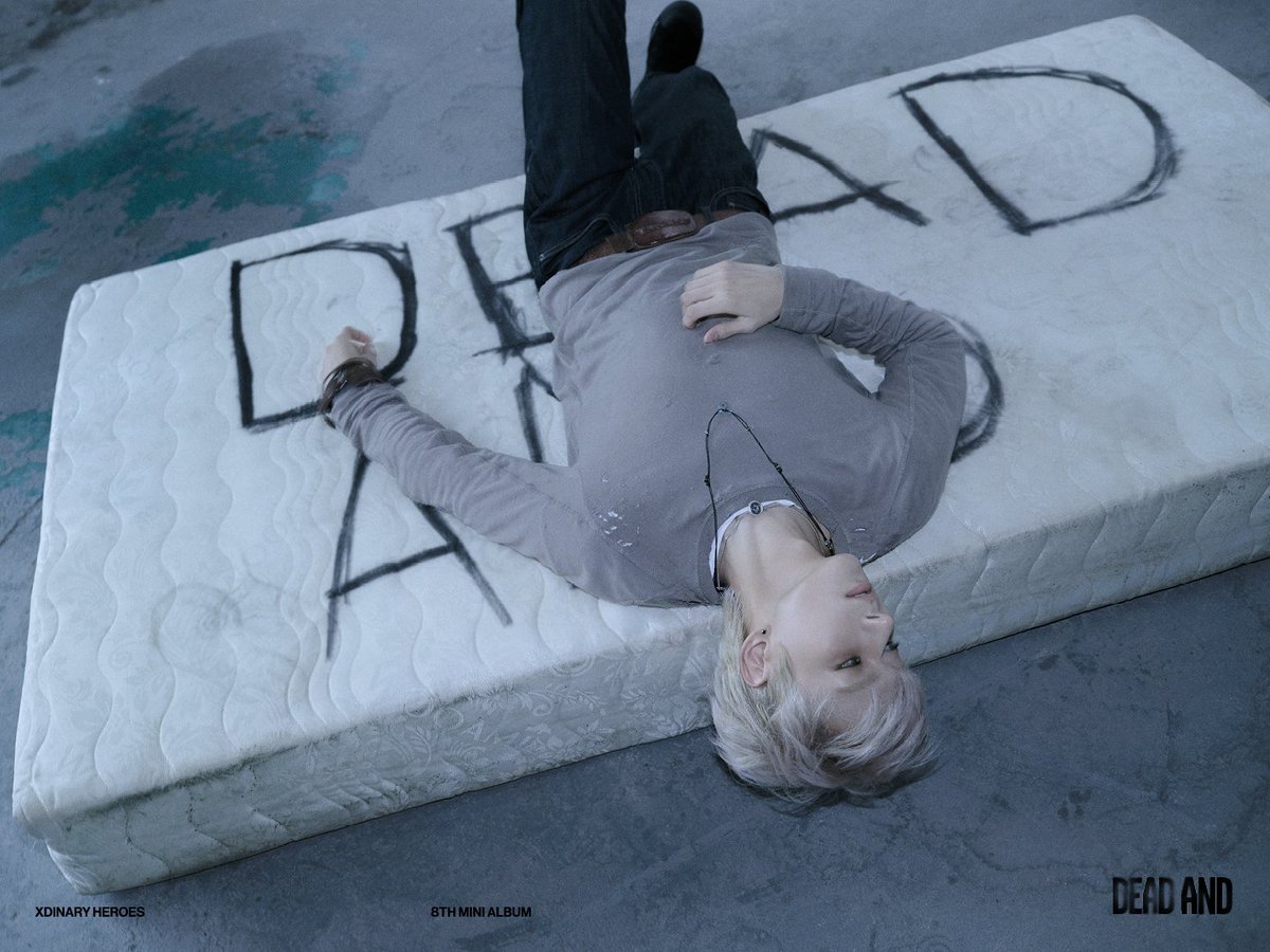 DEAD AND sawa! 🗡️ tweet media