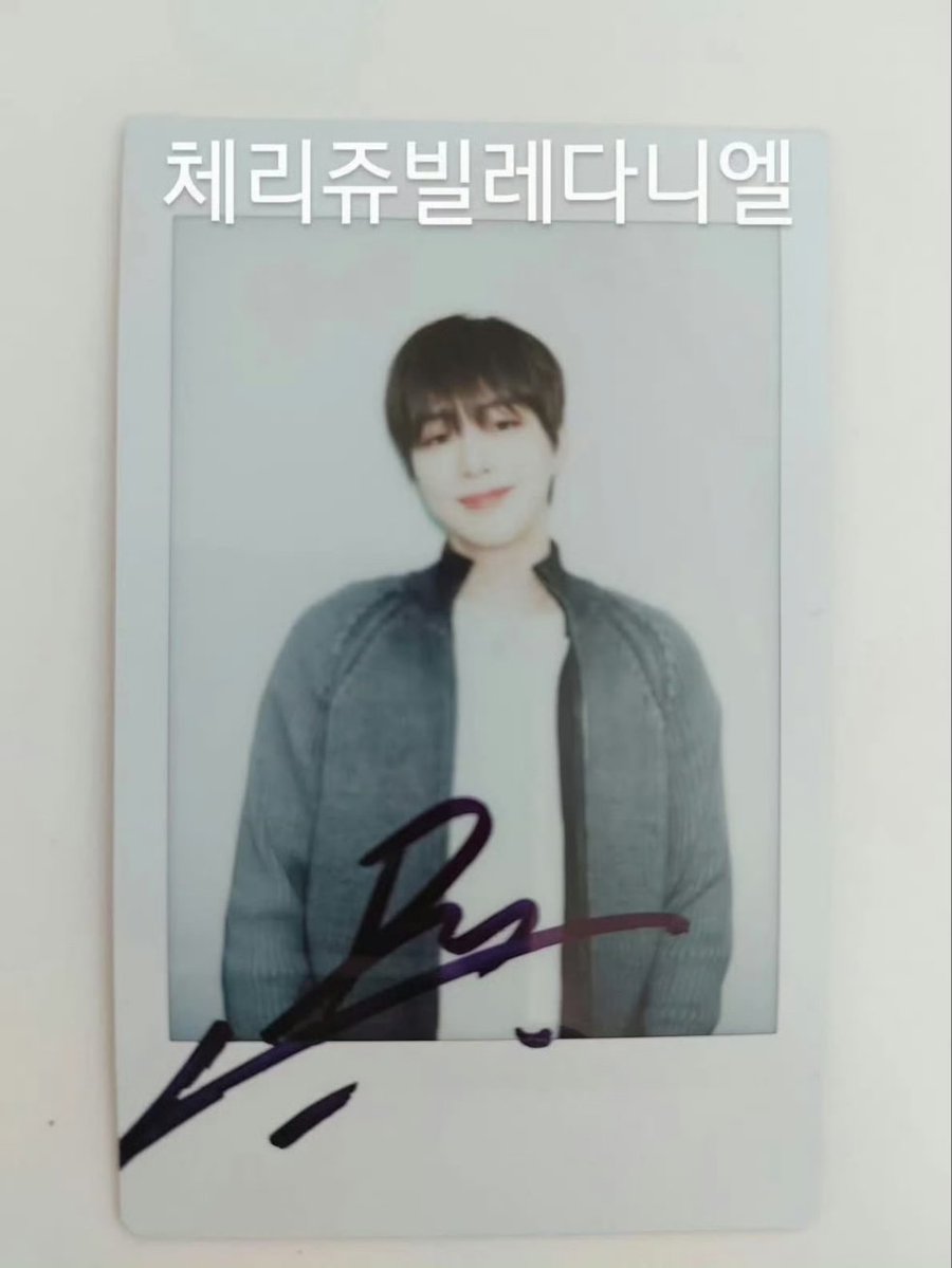 midnight_1210🩷🩶 tweet media