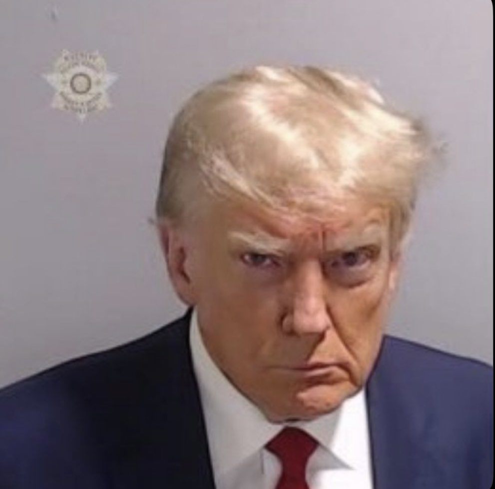 Michelle Maxwell ™ tweet media