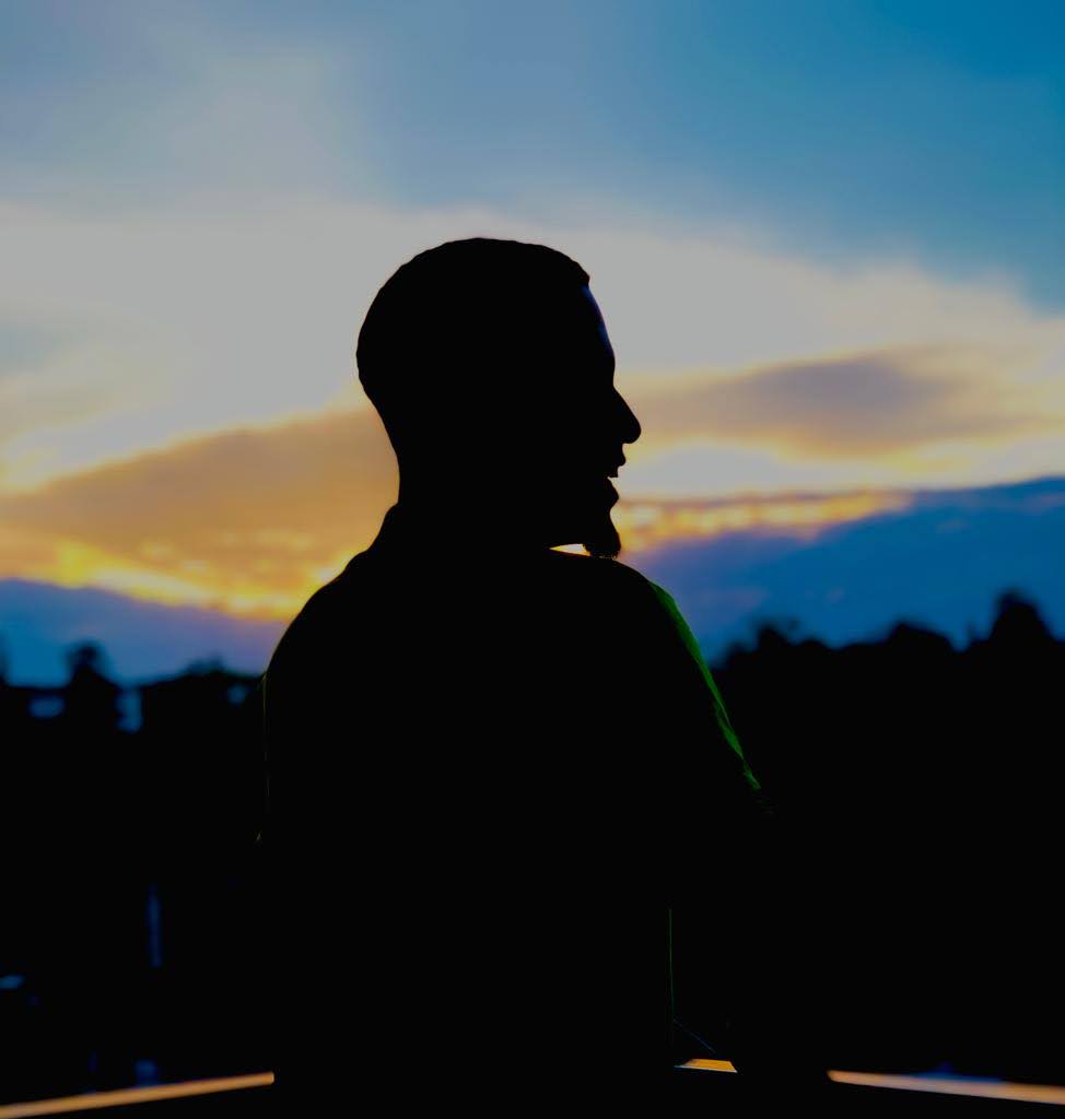 Cnz Collins tweet media